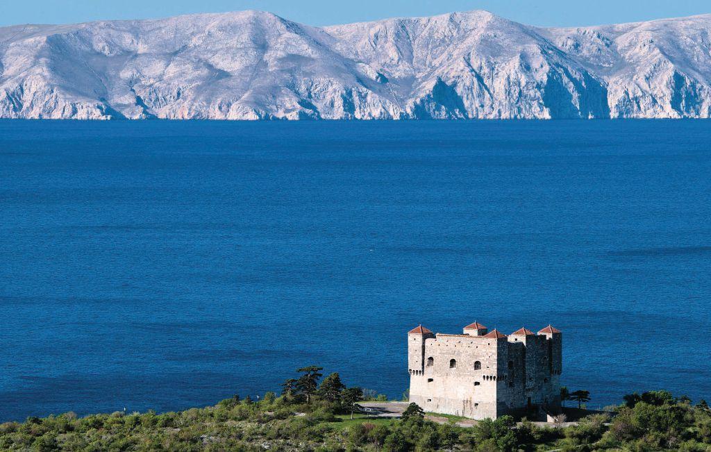 Guesthouse Vesna Senj  Bagian luar foto